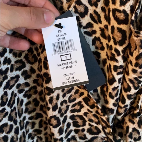 Leopard print blouse with straps & waist wrap - Picture 5 of 5